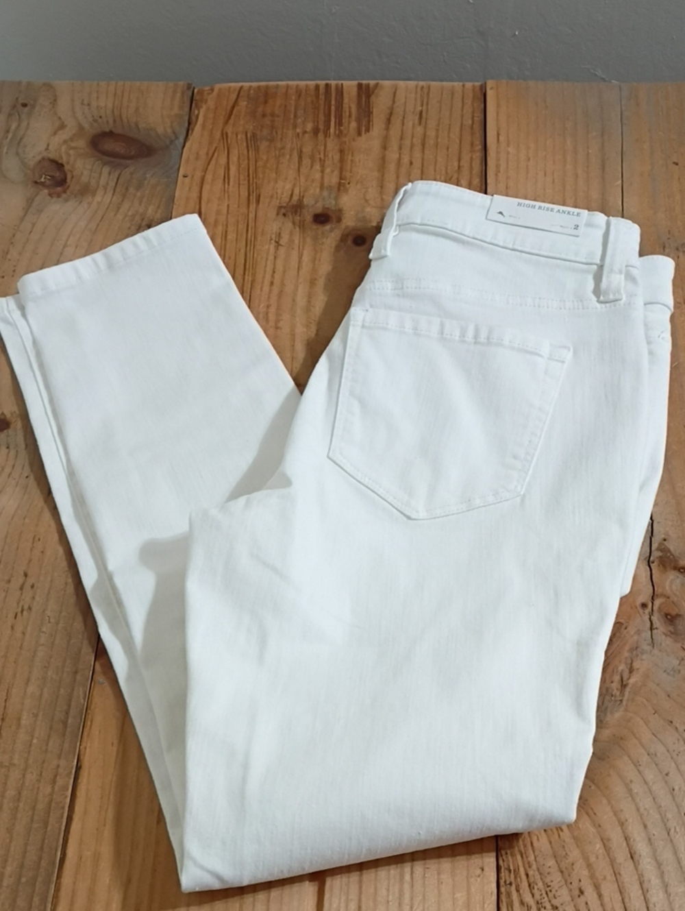 Tommy Bahama White Ella Twill High Rise Ankle Jeans Size 2/28" NWT - Picture 11 of 11